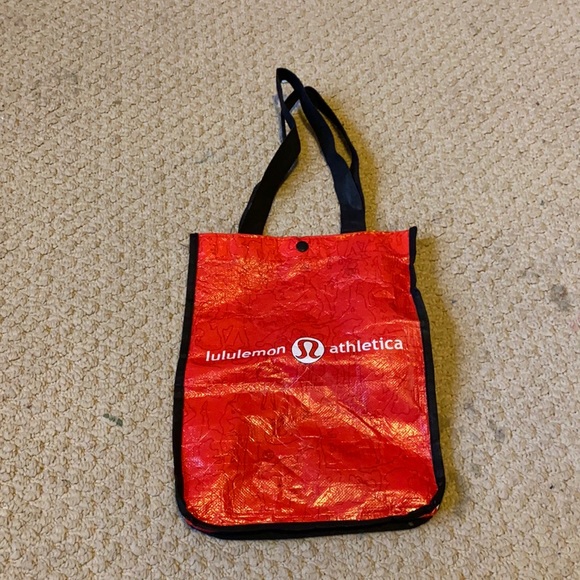 LULULEMON BAG- OLDER STYLE - Picture 2 of 4
